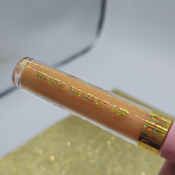 Colourpop x Sailor Moon Moon Tiara Ultra Glossy Lip - Picture 4 of 4